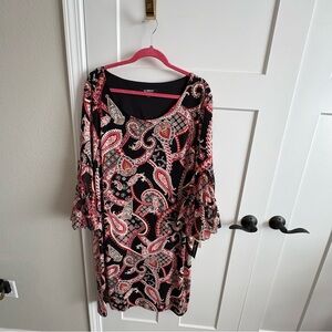 NWT, beautiful, Paisley, women’s plus dress, curvy, flair sleeve, great gift!
